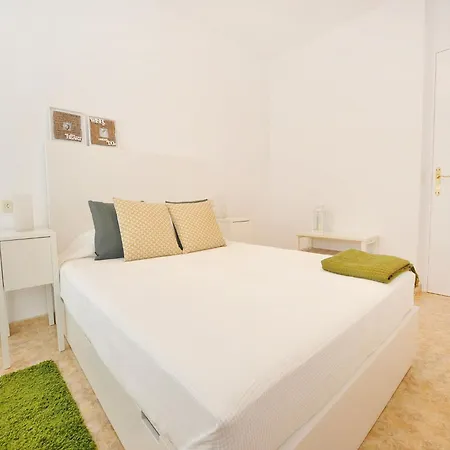For 6 Persons Apartment *